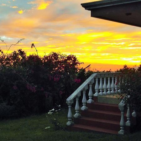 Hotel Las Fresas Del Volcan Poas Sabana Redonda Pokoj fotografie